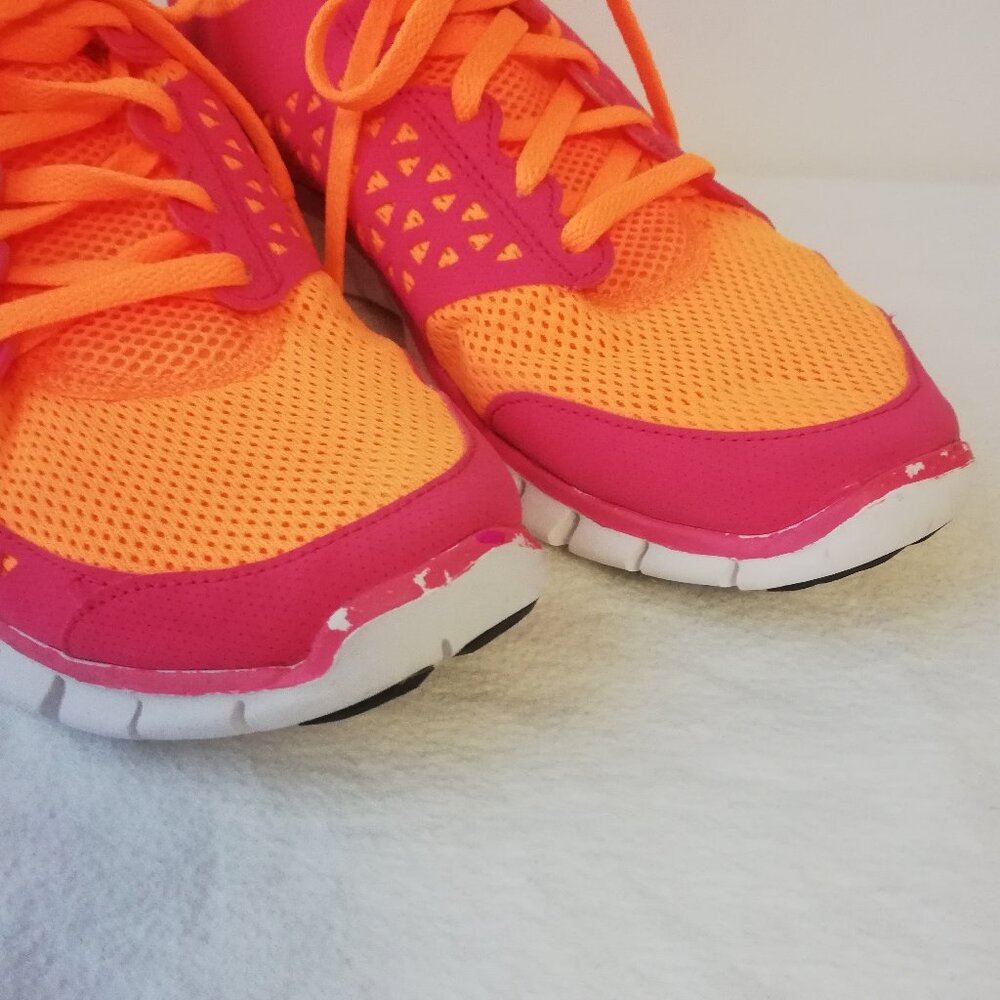 Nike Pink & Orange Women's Size 9 - Picture 11 of 13